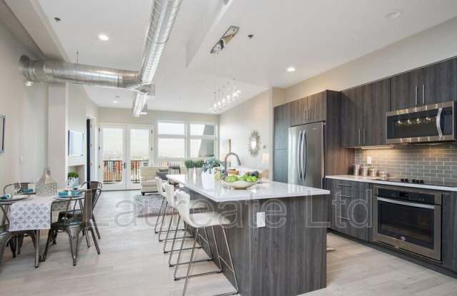 3198 Blake St photos photos