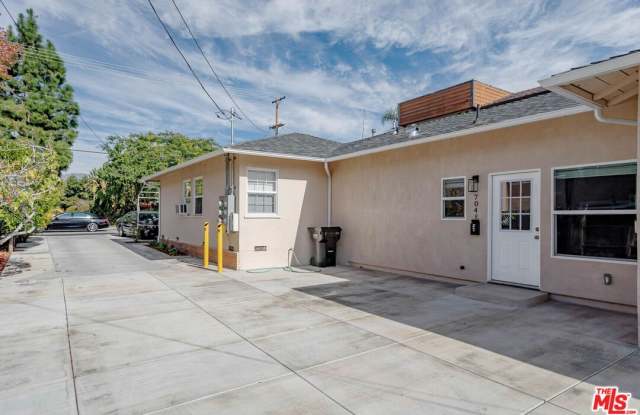 704 E Acacia Ave - 704 East Acacia Avenue, Glendale, CA 91205