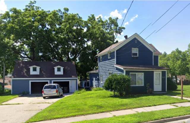 Spacious 4-Bed Home with 2-Car Garage  Backyard in the Heart of Onalaska! photos photos Spacious 4-Bed Home with 2-Car Garage  Backyard in the Heart of Onalaska! photos photos