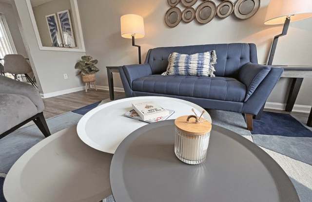 Pine Grove Apartments Gallery 2