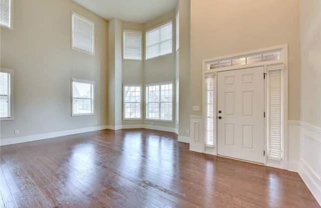 11270 Shelton Place Gallery 3