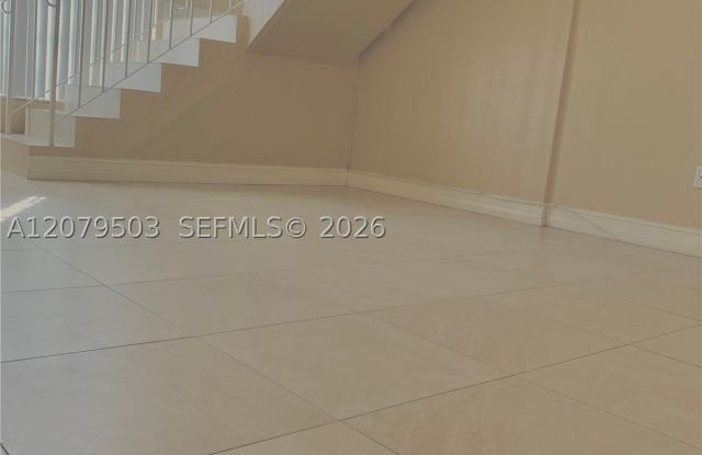 10901 N Kendall Dr Gallery 4