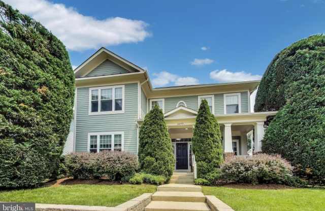 2177 S GLEBE ROAD photos photos