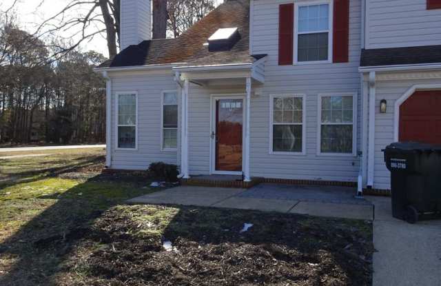 3 Bedrooms, 2 Full Bathrooms Duplex photos photos