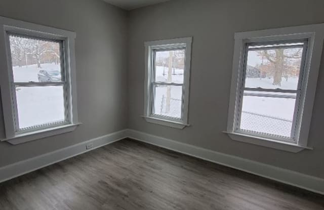 39 Illinois St #1 Gallery 3