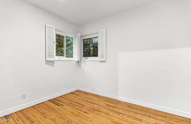 3826 Dixie Canyon Avenue - 3826 Dixie Canyon Avenue, Los Angeles, CA 91423