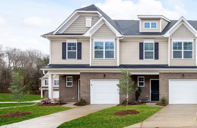 2018 Aragon Ln - 2018 Aragon Lane, Gastonia, NC 28056