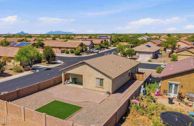 11397 W Caliche Drive Gallery 2