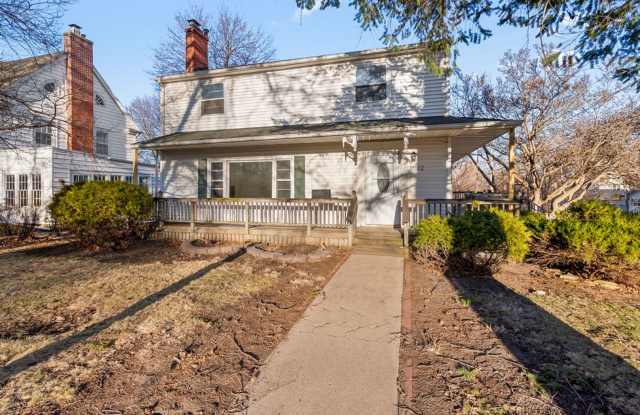 1122 Franklin St - Cedar Falls photos photos