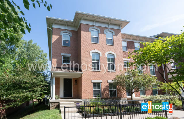 9484 Oakley Dr - 9484 Oakley Drive, Indianapolis, IN 46260