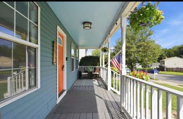5633 ROUNDTREE Drive Gallery 3