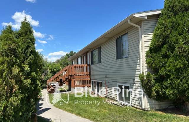411 Gladstone Street photos photos