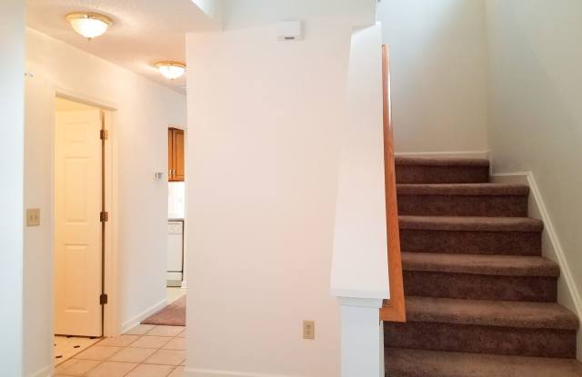 2420 Avonlea Lane Gallery 2