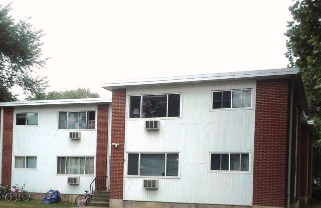 205 Marian Parkway - 205 Marian Parkway, Crystal Lake, IL 60014