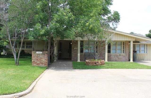 502 Helena Street - 502 Helena Street, Bryan, TX 77801