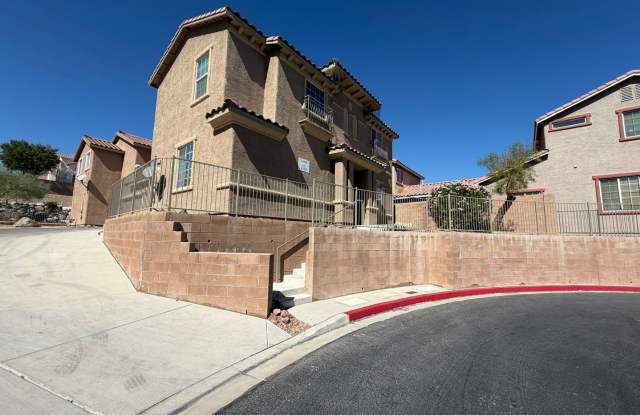 Loan Mountain 2 story Gallery 1