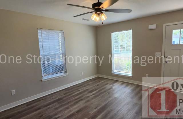 3 Bedroom / 2.5 Bathroom Home in Blue Springs!! Gallery 4