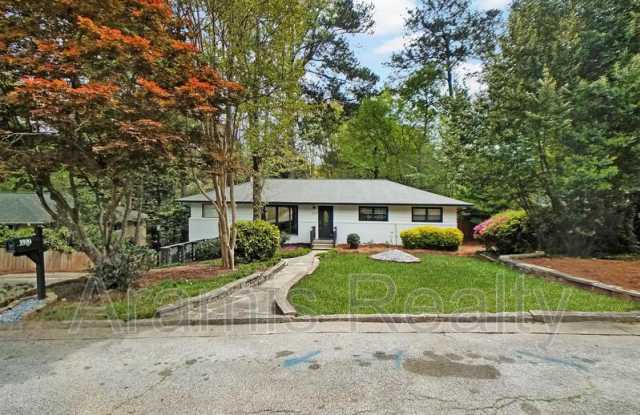 377 Springdale Drive Northeast photos photos