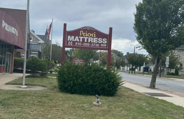45 W LANCASTER Avenue photos photos