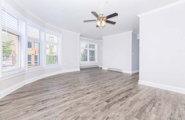 Senior Housing - Clear Creek Commons Apartments Gallery 2
