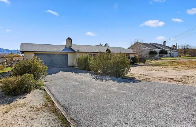 3 BEDROOM HESPERIA HOME photos photos