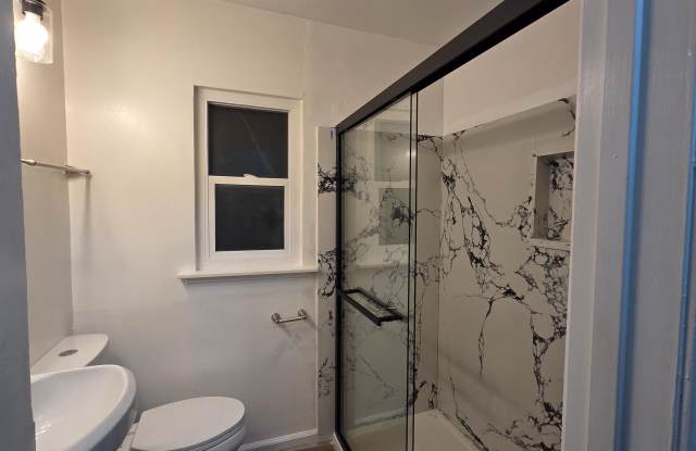 2635 38th Ave photos photos