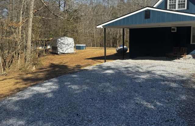 4081 Greensboro Highway Gallery 4