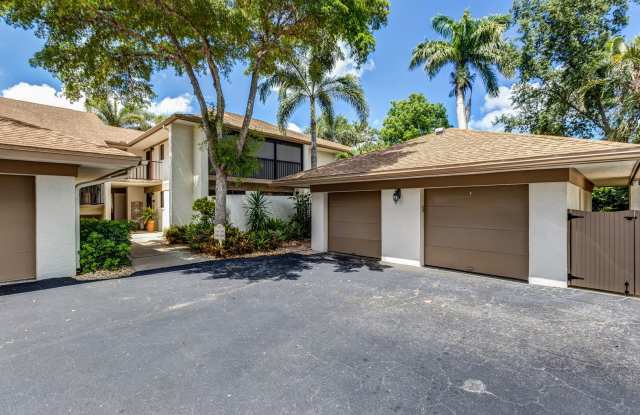 ** RETREAT AT NAPLES ** 3 BED / 2 BATH - CONDO - GARAGE - FURNISHED - NORTH NAPLES - ANNUAL RENTAL photos photos