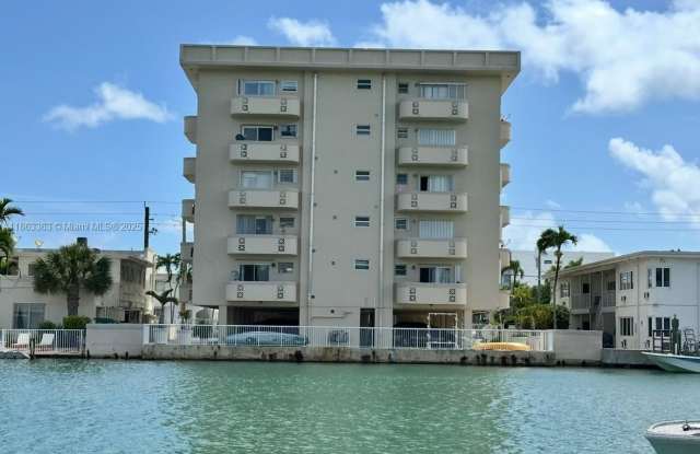 8400 Byron Ave photos photos