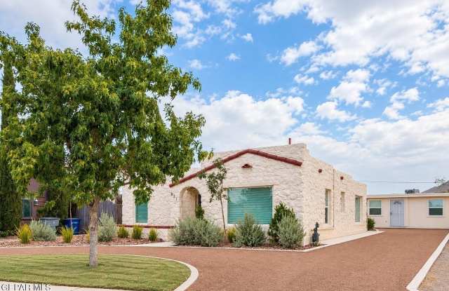 611 Mesita Drive Gallery 2