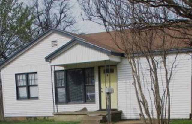 928 NW 20th - 928 Northwest 20th Street, Lawton, OK 73507