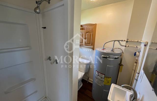 2316 WALNUT Gallery 4