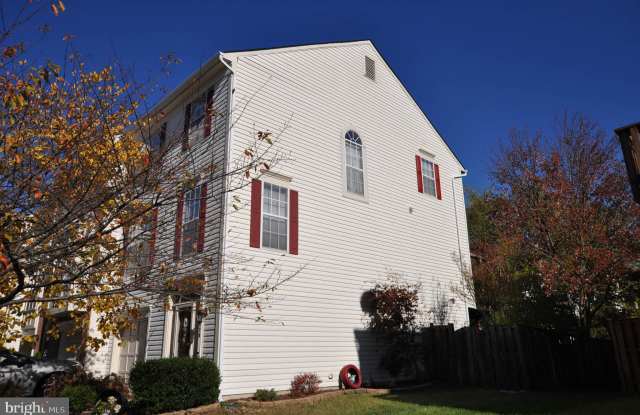 21775 KINGS CROSSING TERRACE Gallery 2