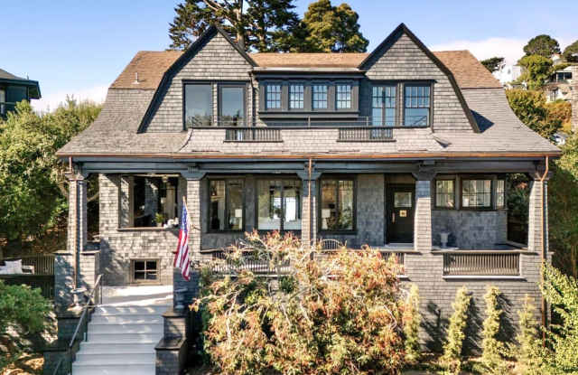 Gorgeous Sausalito Grand Craftsman Home w/Bay Views photos photos