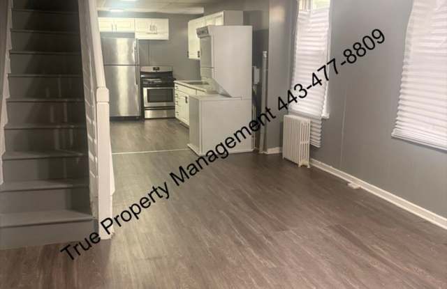 Spacious Baltimore Home with Large Backyard & Basement – 501 Streeper St Gallery 3