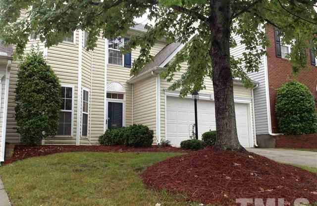 1009 Lake Moraine Place Gallery 2