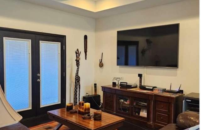 6855 PALO AZUL DR. Gallery 4