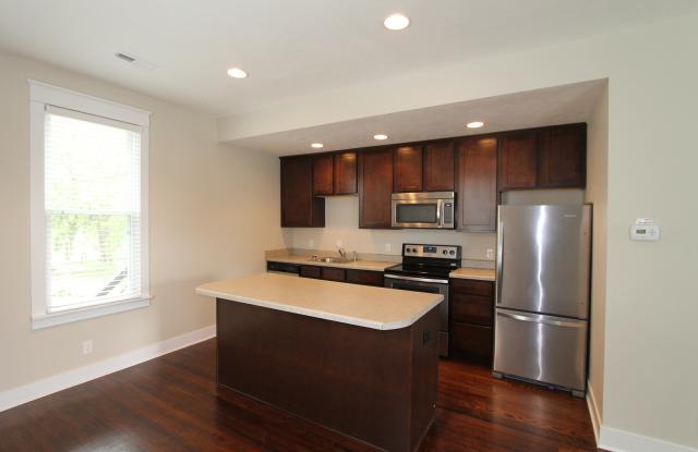 Three Bedroom Home - Big, Beautiful  New! Close to Downtown and Vinton Business district photos photos