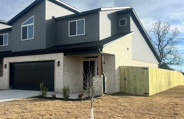 1891 Lapis  AVE - 1891 Lapis Avenue, Centerton, AR 72719