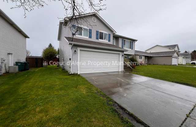 Updated split level home in Montrose photos photos Updated split level home in Montrose photos photos