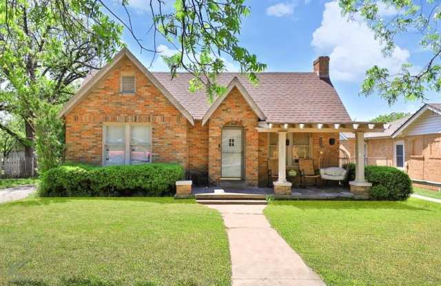533 E North 16th photos photos