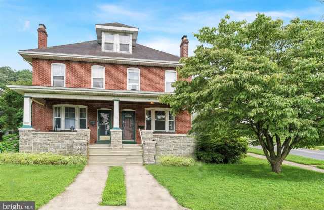 1200 WALNUT STREET photos photos