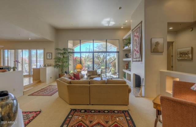 7723 E CASSIA Circle Gallery 4
