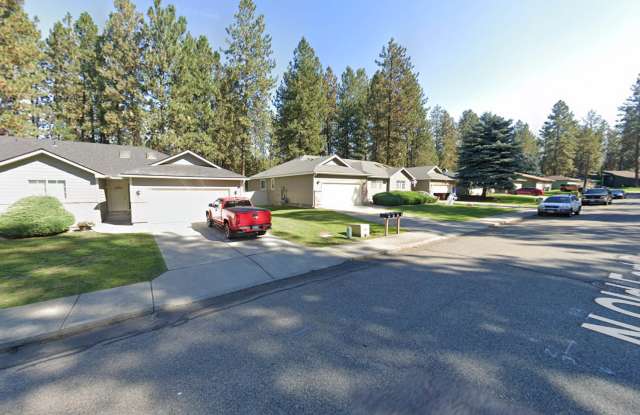 Delightful 2 Bed, 2 Bath Duplex near Riverside State Park! photos photos