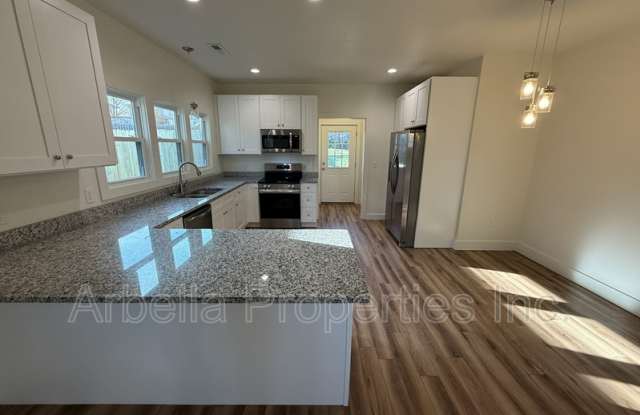 829 Hamilton St photos photos