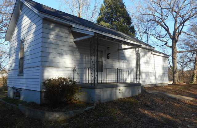 2-Bedroom, 1- Bathroom Home Close to Downtown photos photos
