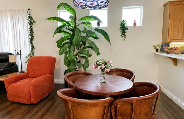 1085 Northview Drive Gallery 3