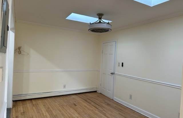 112-15 Francis Lewis Boulevard Gallery 4