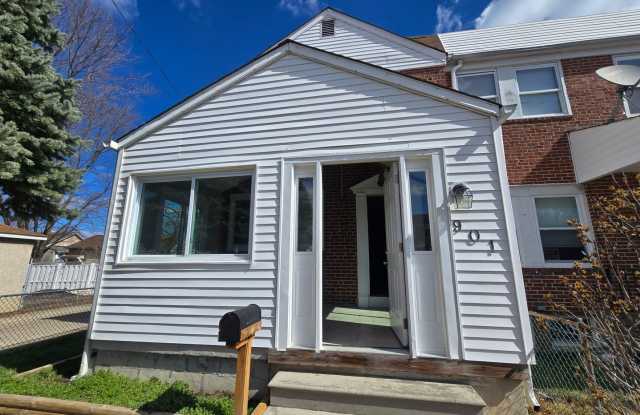 **3 BEDROOM TOWNHOME IN BALTIMORE COUNTY COMING SOON** photos photos