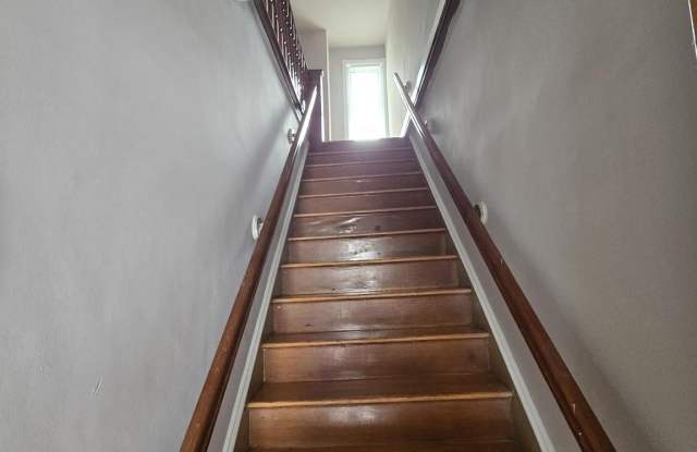 5709 LEONARD STREET photos photos